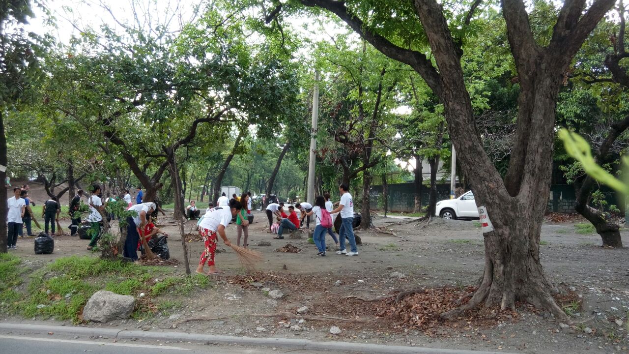 Clean-Up Drive isinagawa ng mga miyembro sa Iglesia Ni Cristo sa