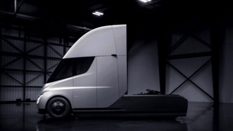 Tesla unveils electric bigrig truck