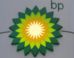  BP logo is seen at a fuel station of British oil company BP in St. Petersburg, October 18, 2012. Credit: Reuters/Alexander Demianchuk/Files 
