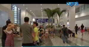 File photo of arriving passengers at the Ninoy Aquino International Airport (NAIA).  (Eagle News Service)