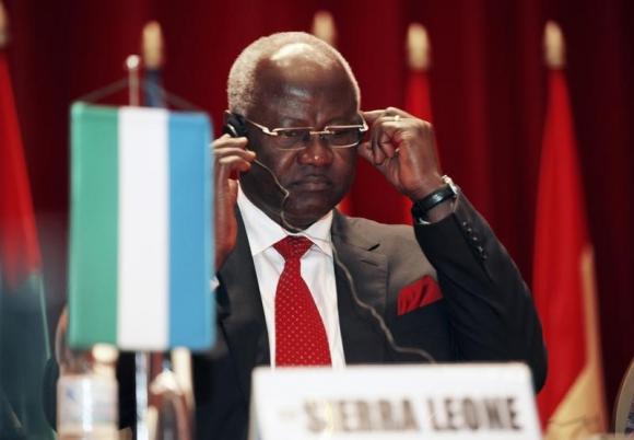  Sierra Leone's President Ernest Bai Koroma attends a meeting of regional group Economic Community of West African States (ECOWAS) in Yamoussoukro June 29, 2012. Credit: Reuters/Thierry Gouegnon