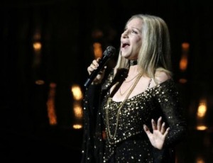 Barbra Streisand performs the song 'Memories' from the film 'The Way We Were' at the 85th Academy Awards in Hollywood, California February 24, 2013. Credit: Reuters/Mario Anzuoni