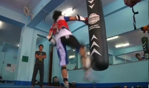 2011 Southeast Asian gold medallist John Paul Lizardo practices  in the last leg of training before the Philippine team leaves for Incheon on September 20 for the upcoming Asian Games in South Korea. (Photo grab from Reuters video)