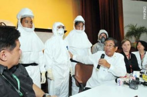 Heatlh Secretary Enrique Ona says the country's Researrch Institute for Tropical Medicine (RITM) is now being prepared to treat possible Ebola cases in the country. (Photo courtesy DOH website)