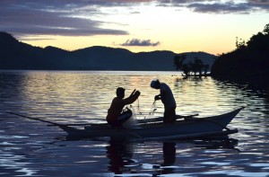 Two Bancas for the Philippines project beneficiaries haul up a netful of fish aboard a newly-made fiberglass boat in Busuanga, Northern Palawan. Through strong public and private sector support, the project has enabled fisherfolk to build 800 fibreglass boats across Palawan and the Visayas. Artisanal or small-scale fisheries employ 90% of the world’s capture fishers, providing 50% of global yields and 60% of wild-caught seafood. The Philippines has 1.3 million artisanal fishers, comprising 5% of its labour force. (Gregg Yan / WWF)