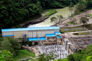 The Angat Dam and Dike Strengthening Project was inspected by President Benigno S. Aquino III in a ceremony at the Angat Hydroelectric Power Plant Hilltop in Norzagaray, Bulacan Wednesday (July 22). The Project involves the strengthening of the Angat Dam and Dike in order to ensure its stability and safety to withstand the potential risk posed by possible seismic activity associated with the West Valley Fault. (Photo by Rey Baniquet/Malacanang Photo Bureau) 