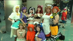 Anime_fans_in_costume_play_flood_streets_of_downtown_LA_002