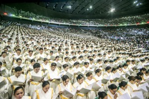 The Iglesia Ni Cristo set a new Guinness world record for the the “largest gospel choir” in a single venue for the choir who sang hymns during the special worship service officiated by INC Executive Minister Eduardo V. Manalo during the centennial celebrations.