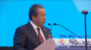 Malaysia Foreign Minister Anifah Aman called out to his ASEAN partners to look for a way for peaceful resolution of the territorial dispute during the opening ceremony of the ASEAN foreign ministers' meeting in Kuala Lumpur (Photo grabbed from Reuters video)
