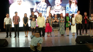 The cast of INCinema's first full-length film, "Walang Take Two" takes center stage during Eagle Broadcasting Corporation's Film Forum on Sunday, Sept. 13, which was launched to support values-filled 'indie' films. (Eagle News Service)