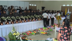 Amid peace accords, Colombian families receive remains of loved ones (2)