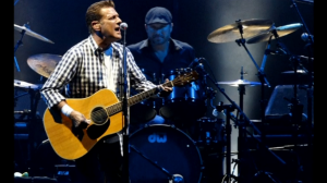Guitarist Glenn Frey, a founding member of Southern California rock band the Eagles dies at age 67, the band says on its website. (Photo captured from Reuters video)