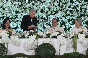 President Benigno S. Aquino III listens as His Majesty the Emperor Akihito of Japan, delivers his message during the State Dinner at the Rizal Hall of the Malacañan Palace on Wednesday (January 27, 2016). (Photo by Robert Viñas/ Malacañang Photo Bureau)