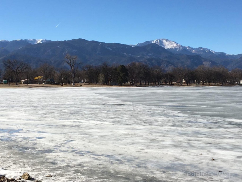 Snow and mountains in Colorado (Robert Alporque)