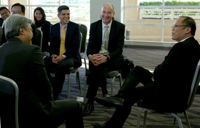 ph6b-021716_waltdisneymeeting_BA3