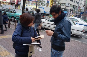 Wherever in the world they maybe, INC members gave out Pasugo magazines on Saturday to their neighbors of various nationalities and races. (Eagle News Service)