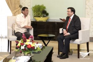 Davao City mayor Rodrigo Duterte makes a courtesy call to Iglesia Ni Cristo Executive Minister Brother Eduardo V. Manalo (Eagle News Service)