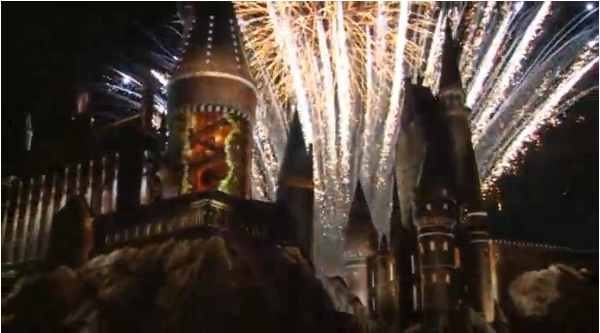 Universal Studios Hollywood shows off new attraction that celebrates "The Wizarding World of Harry Potter" with an elegant red carpet affair on Tuesday night.(photo grabbed from Reuters video) 