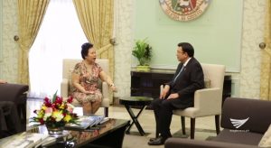 Presidential candidate Sen. Miriam Defensor Santiago during her courtesy call to Iglesia Ni Cristo Executive Minister Brother Eduardo V. Manalo on Wednesday, April 27, 2016. (Screenshot from video. Eagle News Service)