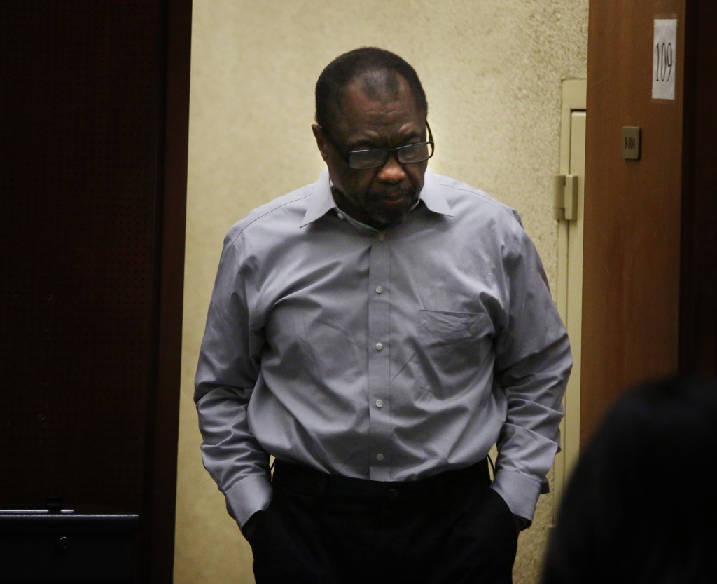 After a day and a half of deliberations in Los Angeles, jurors on May 5, 2016, found Lonnie Franklin Jr., (C), guilty of 10 counts of murder in the killings of nine women and a 15-year-old girl. With the verdict, Franklin Jr., 63, dubbed the Grim Sleeper by authorities, officially becomes one of California?s most prolific and enduring serial killers. / AFP PHOTO / POOL / Barbara Davidson