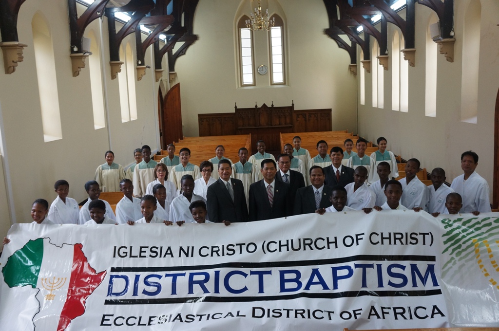 AFRICA_Baptism at King Williams Town_2016.04 (1)