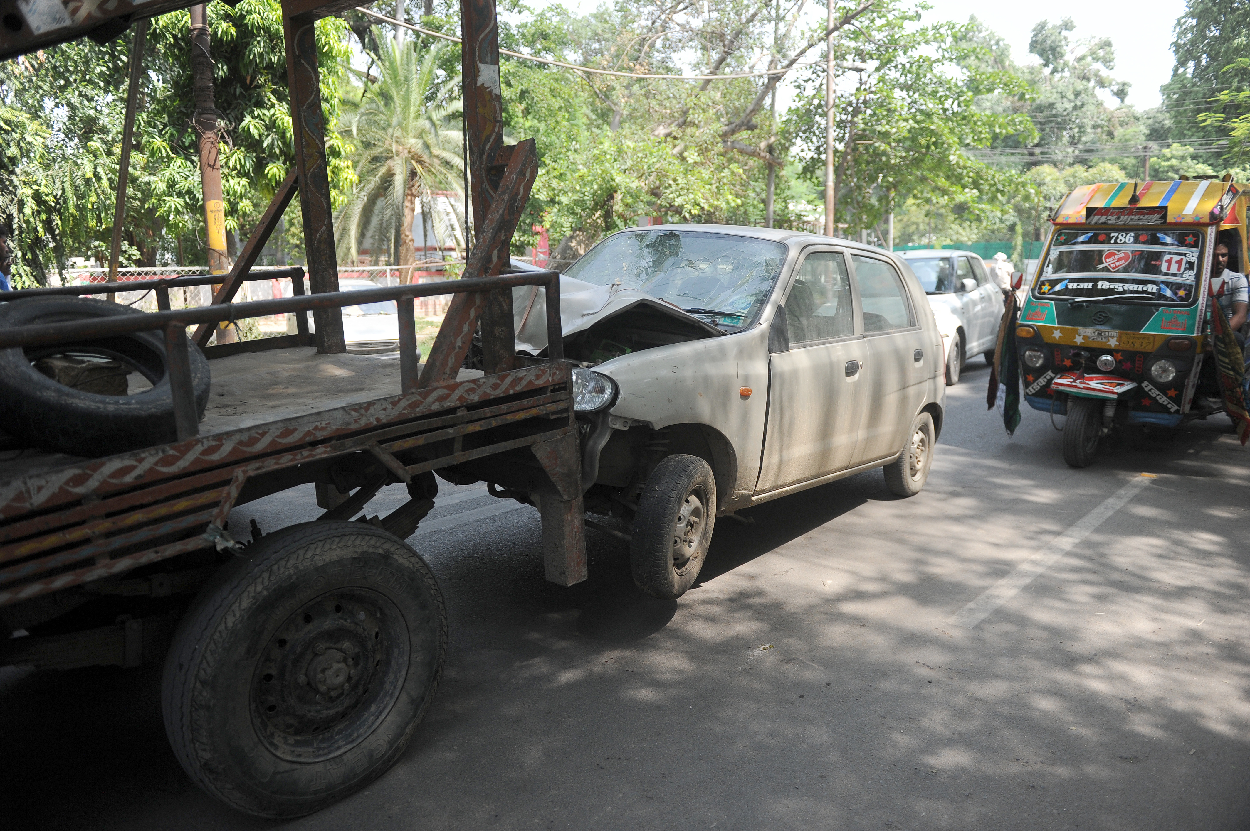 Vehicles seized following road accidents are left outside a police station in the Indian city of Allahabad on June 9, 2016. India's transport ministry admitted June 7 it has so far failed to improve road safety but said it was pushing for stricter laws, as new figures revealed 17 people die in traffic accidents every hour. Transport minister Nitin Gadkari acknowledged an urgent need to improve road infrastructure as the numbers showed traffic accidents were one of the single biggest causes of death in India.  / AFP PHOTO / SANJAY KANOJIA