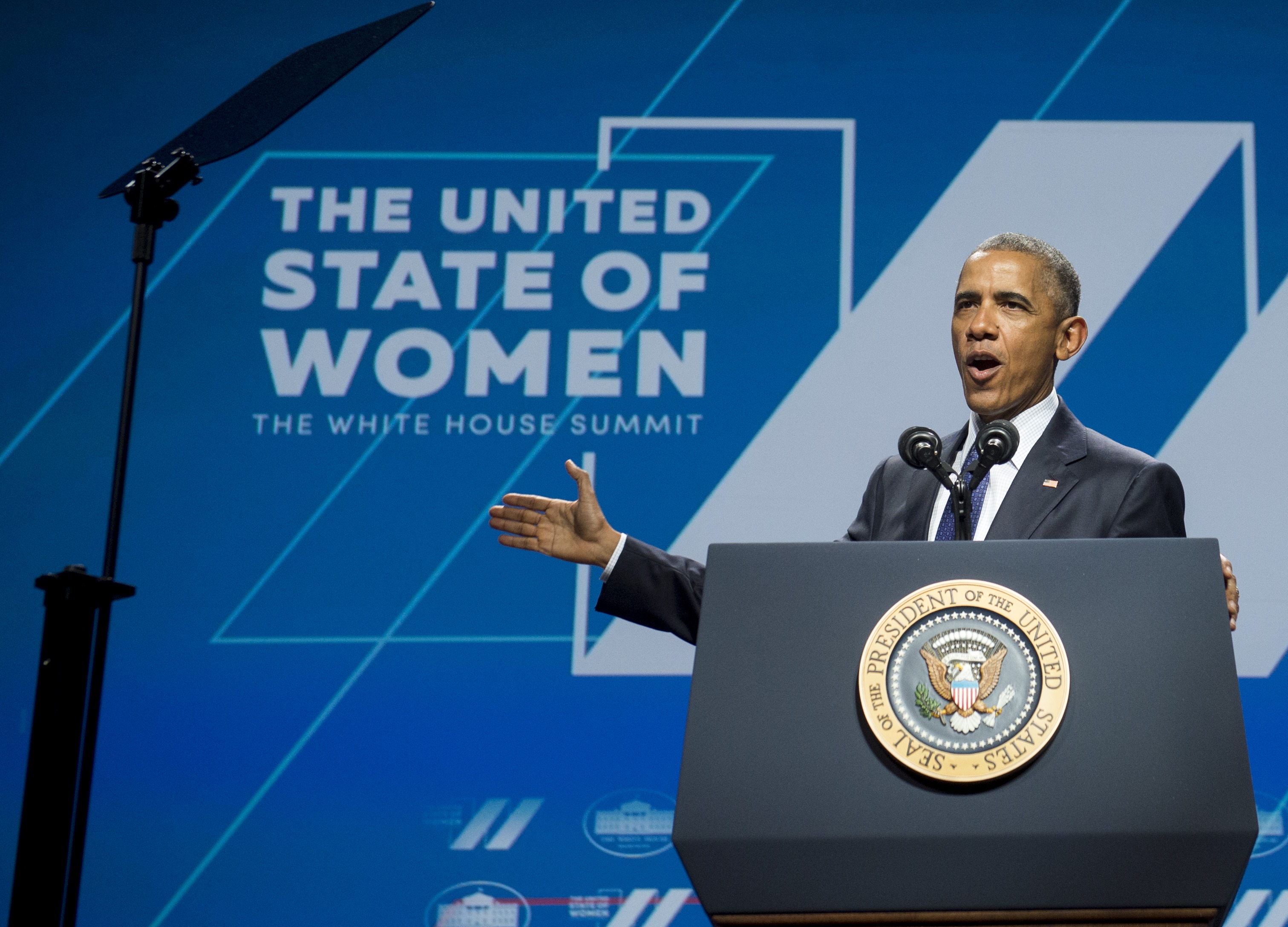 US President Barack Obama speaks during the United State of Women Summit at the Washington Convention Center in Washington, DC, June 14, 2016. / AFP PHOTO / SAUL LOEB