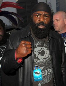 LOS ANGELES, CA - DECEMBER 12: UFC fighter Kimbo Slice arrives at Spike TV's 7th Annual Video Game Awards at the Nokia Event Deck at LA Live on December 12, 2009 in Los Angeles, California.   Jason Merritt/Getty Images/AFP