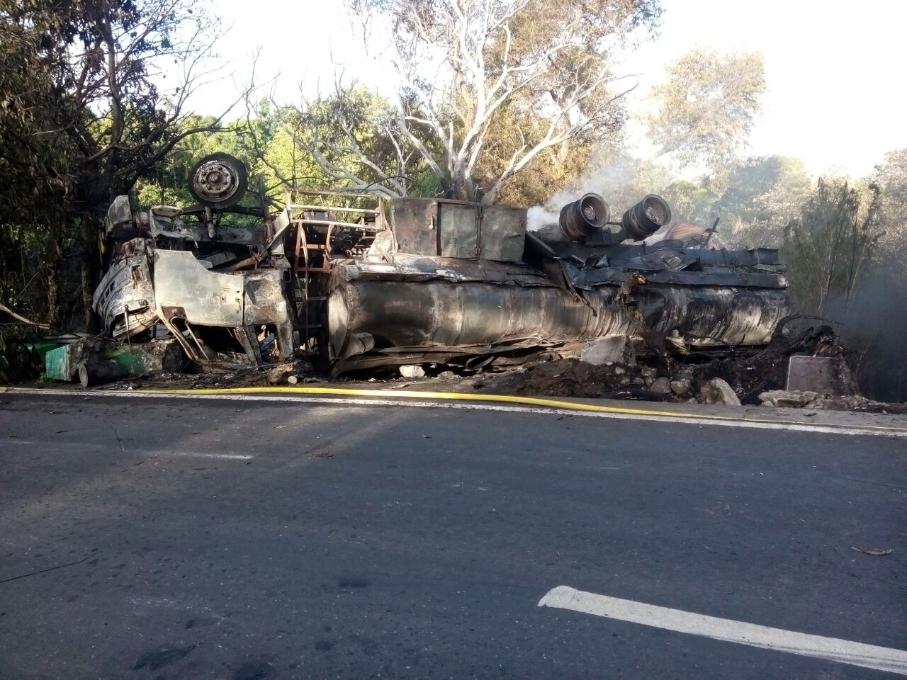 851302922_127261_6679244666500390867