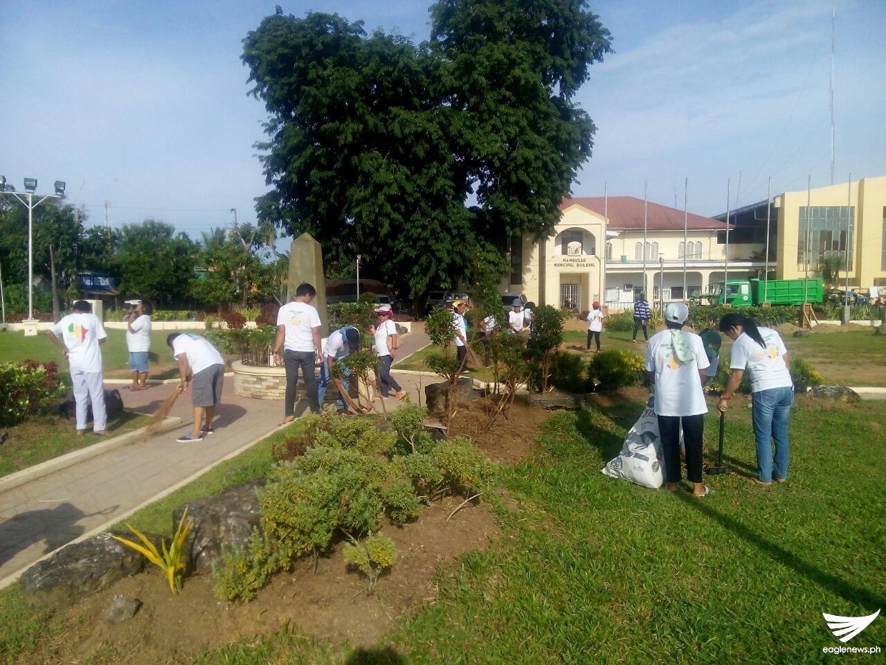 851411087_138046_1717718442388540040