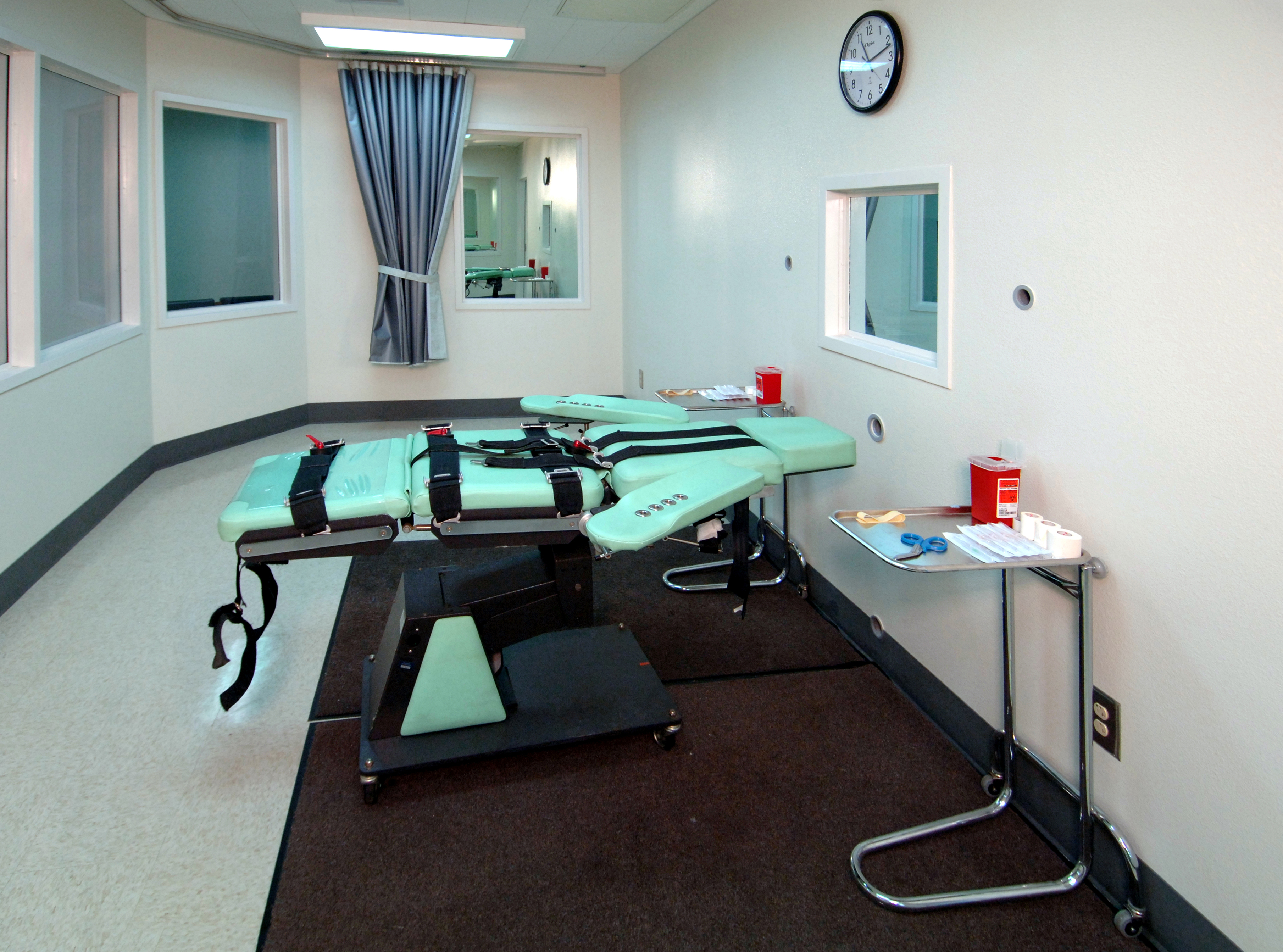 Execution room in the San Quentin State Prison in California (Courtesy wikipedia/ CA Corrections). If House Bill no. 1 is passed and enacted into law, the death penalty through lethal injection will be re-imposed in the country.