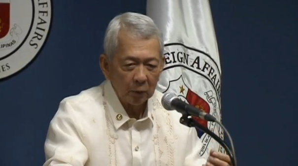 Philippine foreign affairs secretary, Perfecto Yasay, says the country has not sought support from the Association of Southeast Asian Nations (ASEAN) or the international community in its arbitration case against Beijing as he meets U.S. Secretary of State John Kerry. (Photo grabbed from Reuters video/Courtesy Reuters)