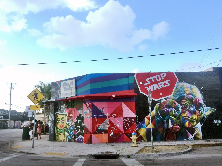 An area of Wynwood, at the epicenter of the Zika outbreak north of Miami, an art oriented neighborhood in process of being gentrified, is seen August 1, 2016. So far, residents and visitors seem mostly unaware or careless about the announcement of 14 local cases in the area.  Zika fears prompted US health authorities on August 1, 2016 to issue a travel warning for a small section of Miami where local mosquitoes have spread the virus to 14 people, officials said. The area to avoid is inside a one-mile section north of downtown Miami, a popular arts and restaurant district known as Wynwood.  / AFP PHOTO / Leila MACOR