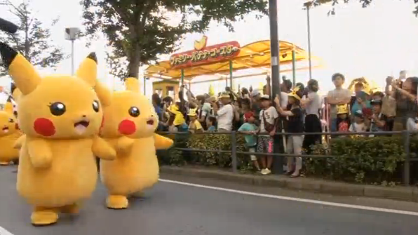 Giant yellow Pikachus take over the streets of Yokohama in a colourful parade.(grabbed from Reuters video) 