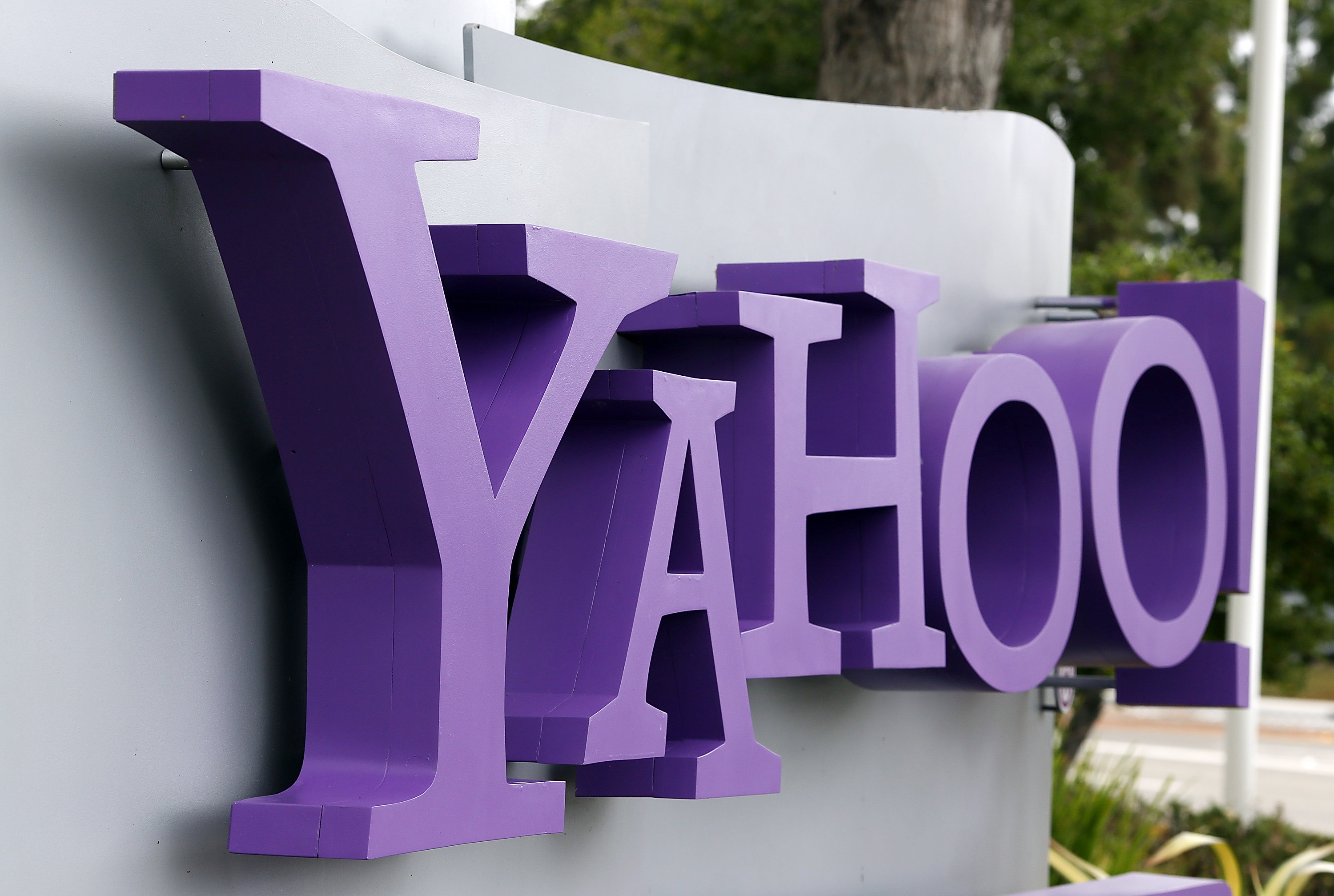 SUNNYVALE, CA - JULY 17: The Yahoo logo is displayed in front of the Yahoo headqarters on July 17, 2012 in Sunnyvale, California. Yahoo will report Q2 earnings one day after former Google executive Marissa Mayer was named as the new CEO. Photo by Justin Sullivan/Getty Images/AFP