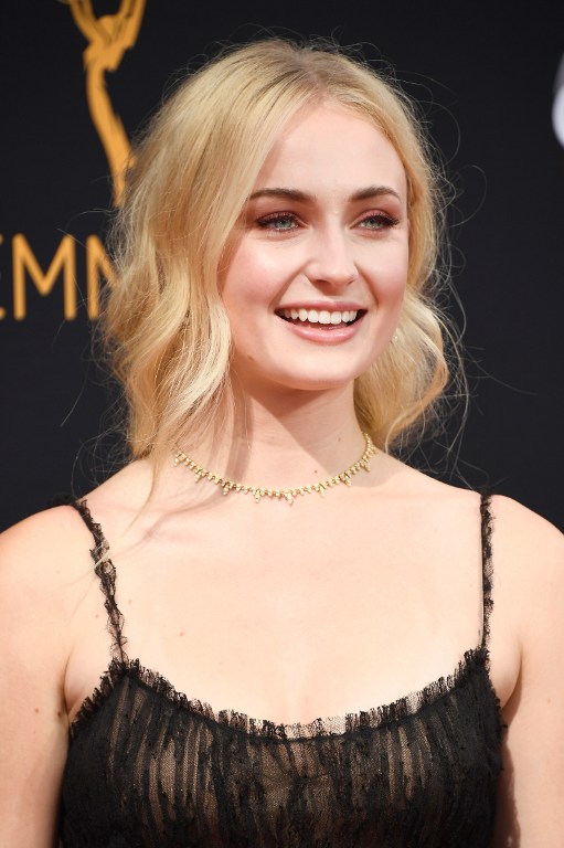 LOS ANGELES, CA - SEPTEMBER 18: Actress Sophie Turner attends the 68th Annual Primetime Emmy Awards at Microsoft Theater on September 18, 2016 in Los Angeles, California. Frazer Harrison/Getty Images/AFP