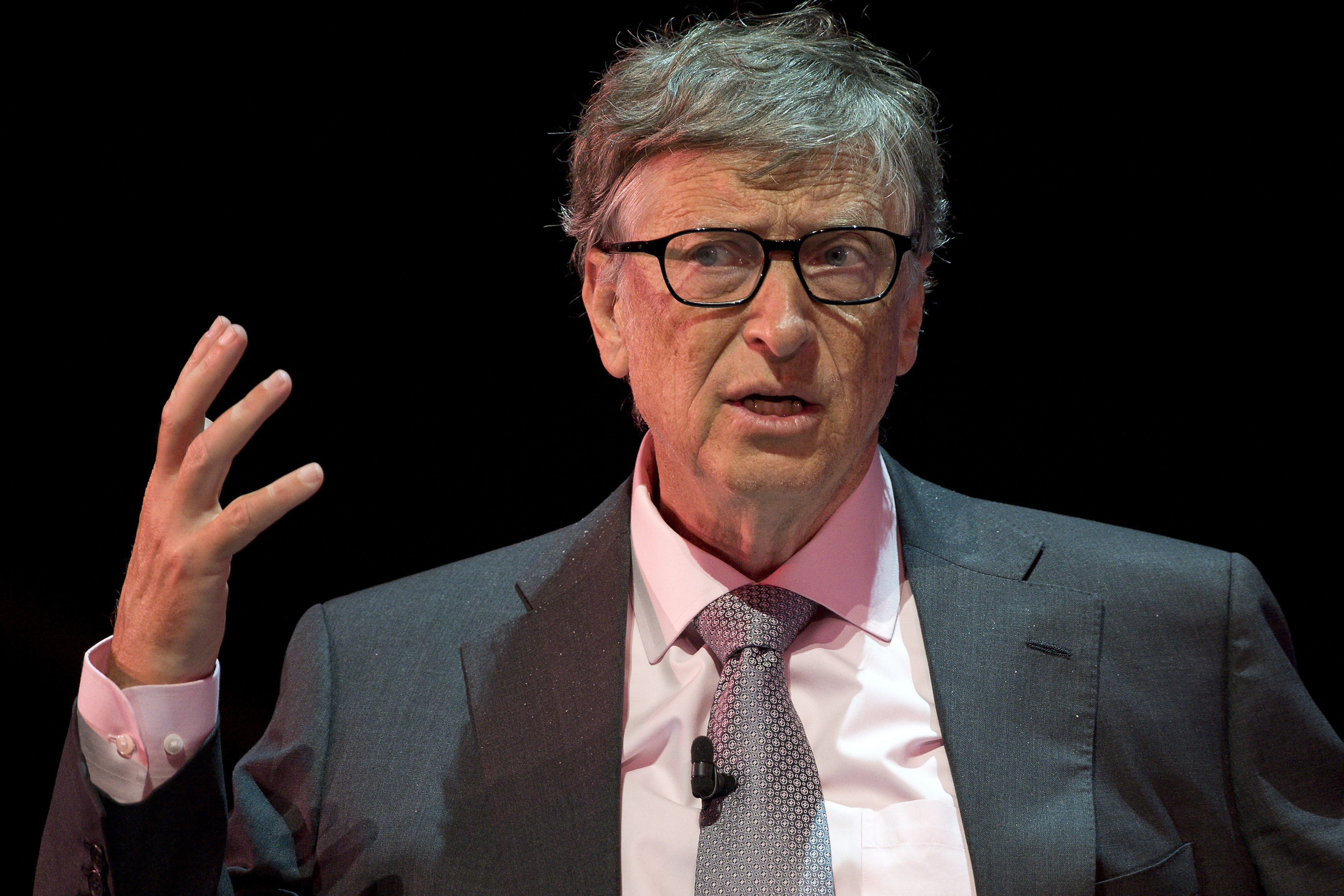 US philanthropist Bill Gates, of the Bill & Melinda Gates Foundation speaks at the Grand Challenges Annual Meeting 2016 in central London on October 26, 2016. US philanthropist Bill Gates urged Britain on Wednesday to step up investment in science and research as it prepares to leave the EU. Speaking at a conference in London attended by more than 1,000 scientists from around the world, Gates pledged to continue his own investment in British research and innovation, despite economic uncertainties surrounding Brexit. / AFP PHOTO / JUSTIN TALLIS
