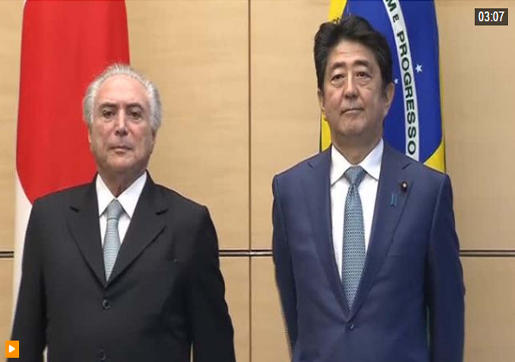 Brazilian President meets Japan PM Abe, seeks to lure investments.
