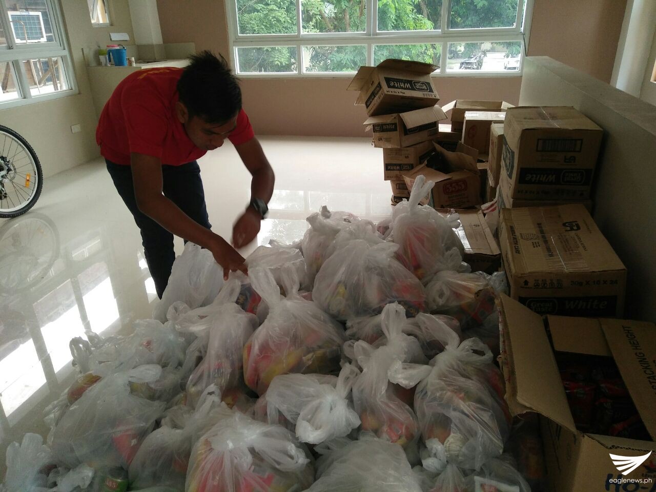 ebdb8f16-7ad2-4599-8652-357177f4f074