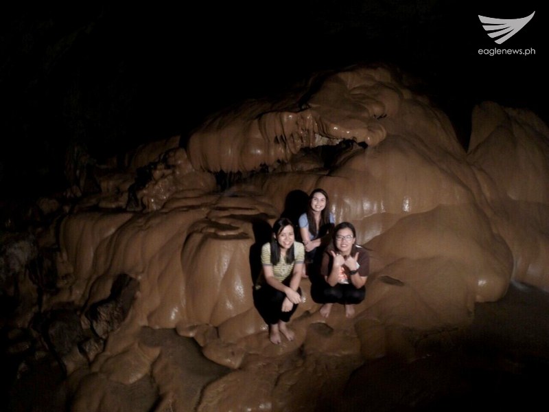 A photo of the author with her friends during her weekend trip in Sagada. (Photo from Mhiles Debulos)