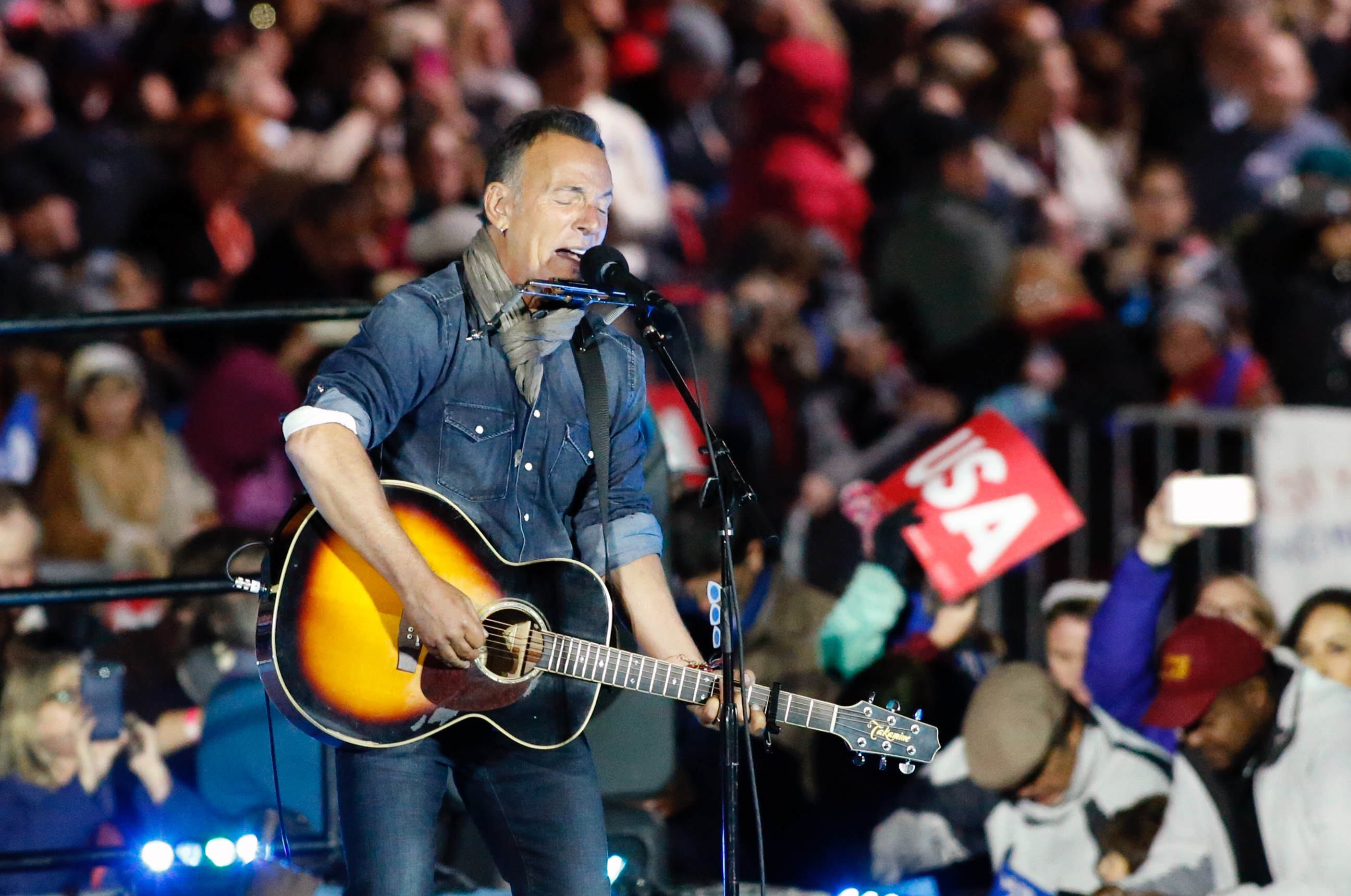 Bruce Springsteen performs during a rally in suport of Hillary Clinton, 2016 Democratic presidential nominee on the Independence Mall in Philadelphia, Pennsylvania,on November 07, 2016