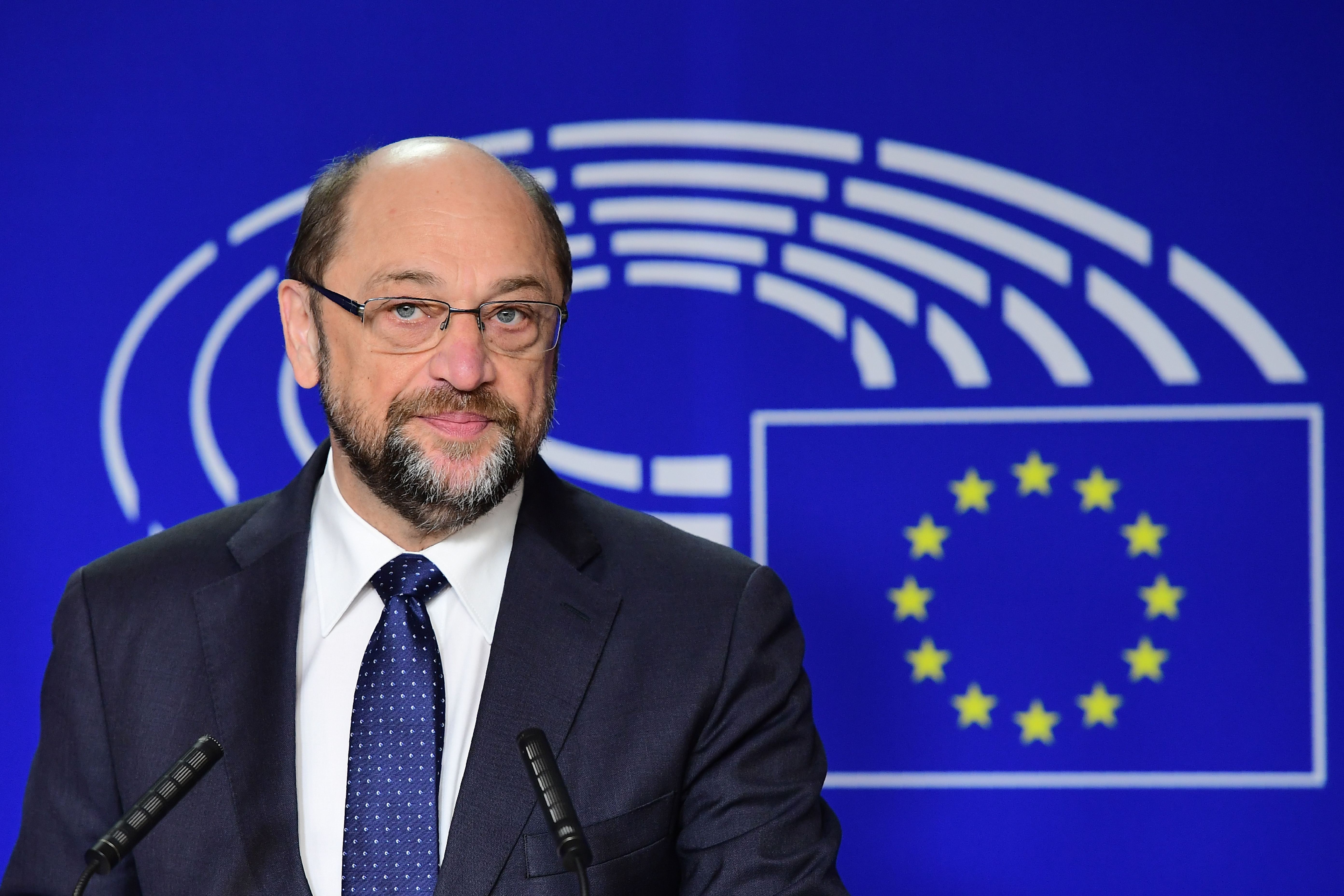European Parliament president Martin Schulz delivers a speech to announce he will step down from his office and return to national politics in elections next year, on November 24, 2016 in Brussels. / AFP PHOTO / Emmanuel DUNAND