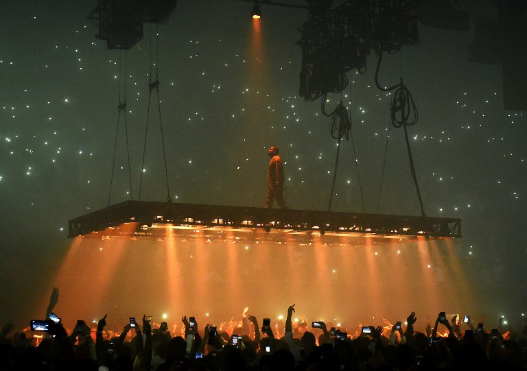 INGLEWOOD, CA - OCTOBER 25: Rapper Kanye West performs at the Forum on October 25, 2016 in Inglewood, California. Kevin Winter/Getty Images/AFP