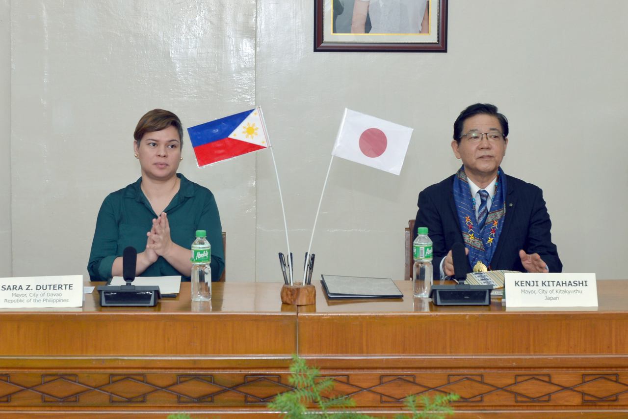 Davao City Mayor Inday Sara Duterte and Mayor Kenji Kitahashi ng Japanese City of Kitakyushu (Photo courtesy: City Govt. of Davao)