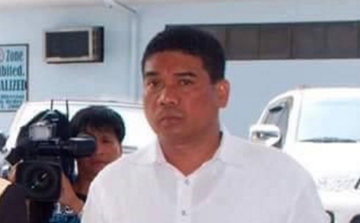 Ronnie Dayan, the controversial former bodyguard-driver, of former Justice Secretary, now Senator Leila de Lima. Dayan has been tagged as the alleged bagman of the lady senator for illegal drug proceeds from the New Bilibid Prisons when she was still the DOJ chief.
