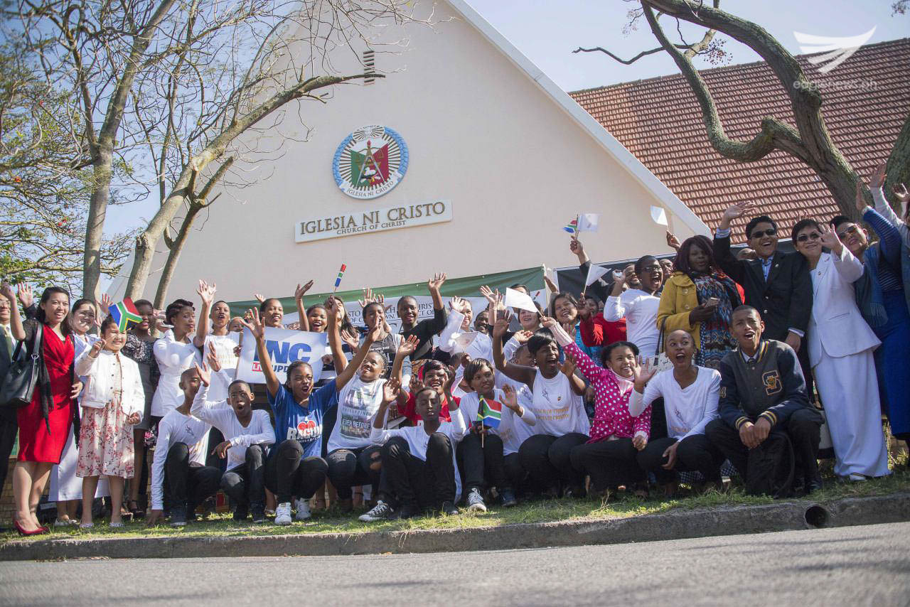 Proud Iglesia Ni Cristo members in South Africa. (Photo courtesy: INC Executive News)