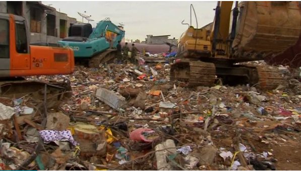 Search and rescue operation in Indonesia's quake zone enters day three after over 100 people killed in the powerful earthquake.(photo grabbed from Reuters video)