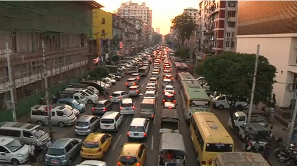 As more Yangon drivers take to the streets, authorities are pressed to think of ways to resolve the city's worsening traffic.(photo grabbed from Reuters video)