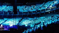 Some 7,500 students performing in the "Young Voices" concert in London's O2 Arena.  (Photos courtesy EBC London Bureau, Loveann Sison, Vee Sison)