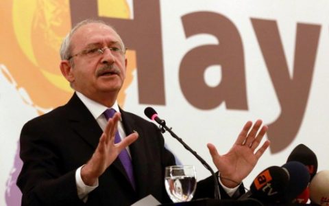 Turkey's main opposition Republican People's Party (CHP) leader, Kemal Kilicdaroglu, gives a speech during a meeting of businessmen on March 10, 2017 in Ankara. On April 16, 2017, the Turkish public will vote on whether to change the current parliamentary system into an executive presidency. / AFP PHOTO / ADEM ALTAN